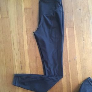 Nike dry fit athletic leggings